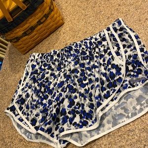 Calvin Klein Active Shorts With Liner XL Blues, Gray and White